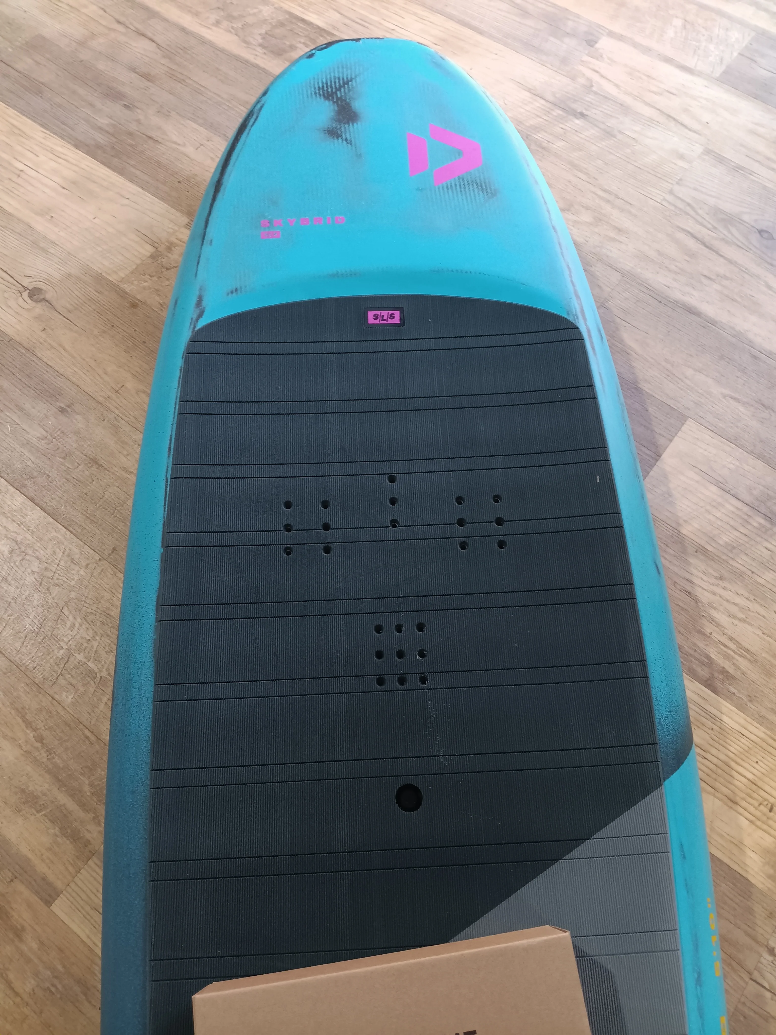 2024 Duotone SkyBrid 5'10" 100L DEMO - Image 3