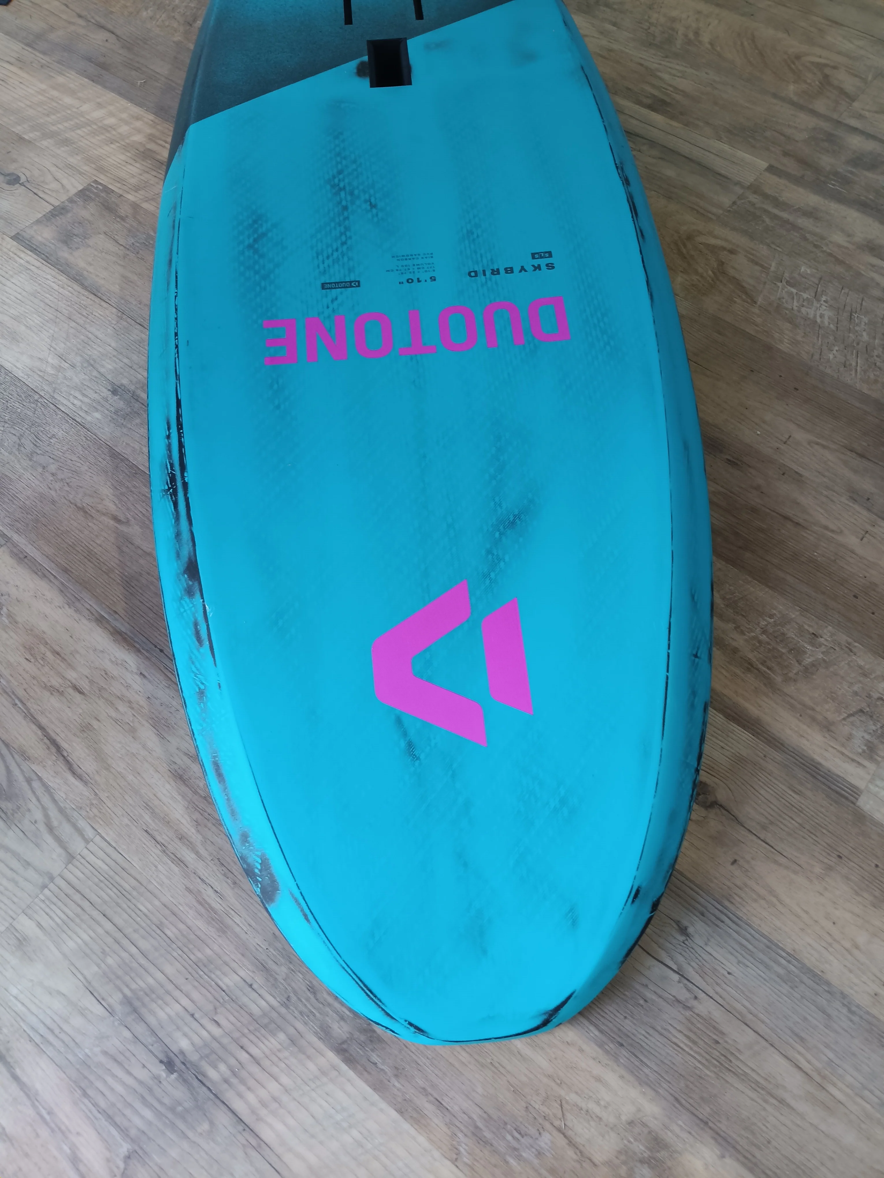 2024 Duotone SkyBrid 5'10" 100L DEMO - Image 8