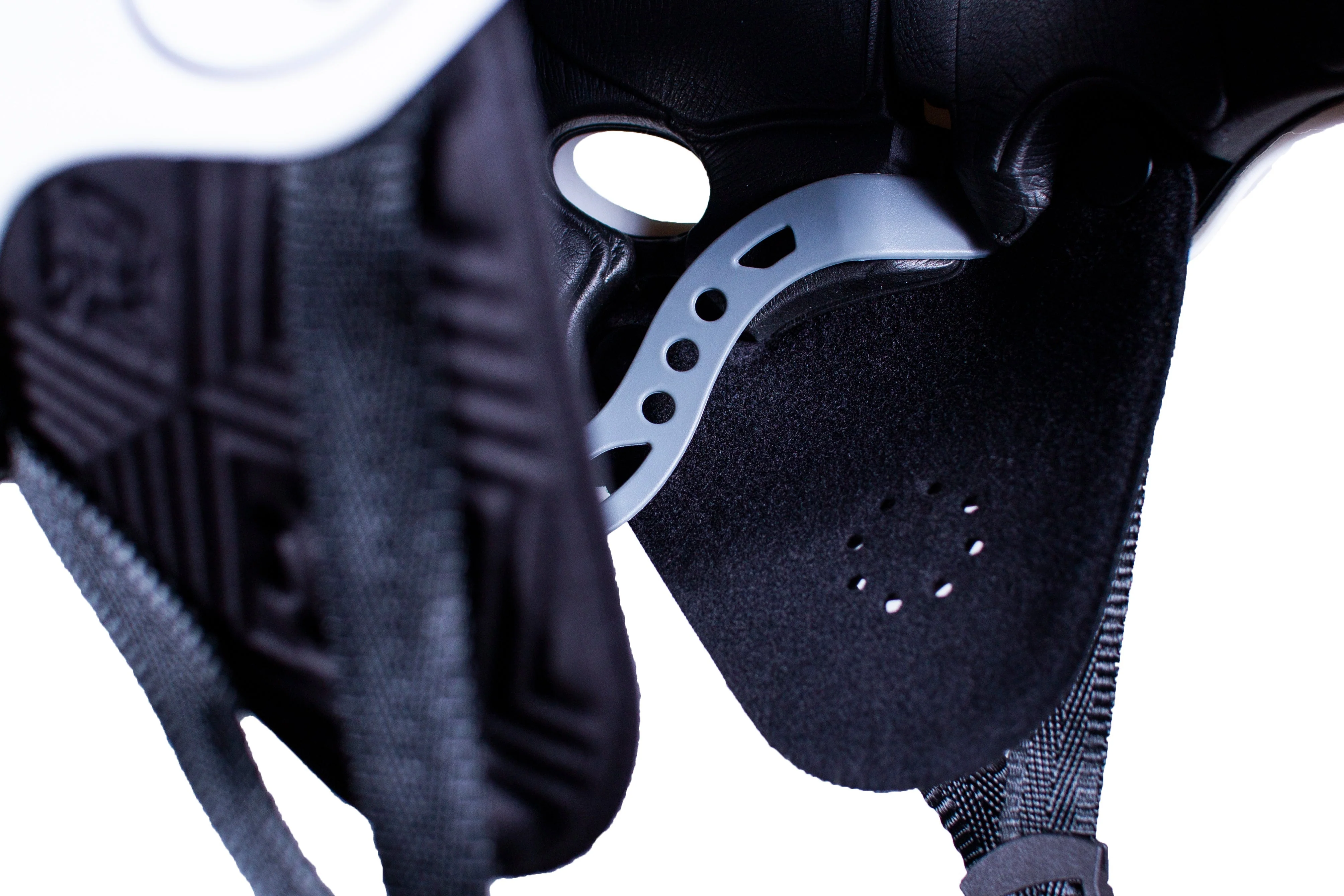 Dakine Renegade Helmet Red - Image 3
